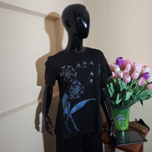Футболка з принтом