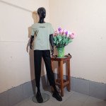 Футболка однотонна з написом