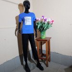 Футболка однотонна з принтом